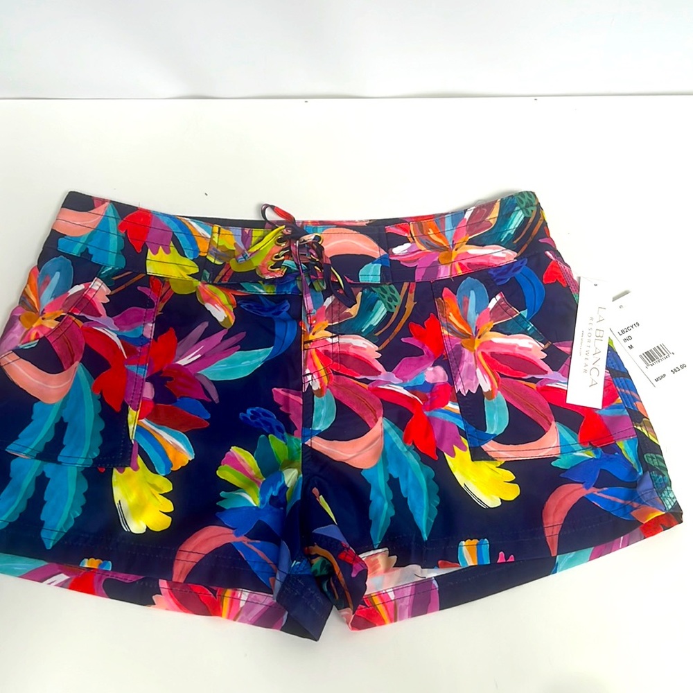 La blanca Short